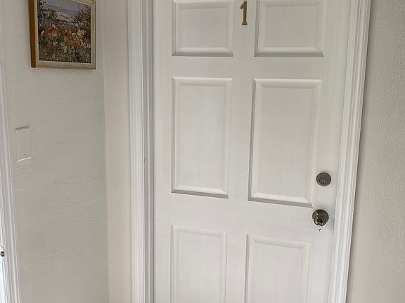 5th image of 143 E Davis Blvd APT 1