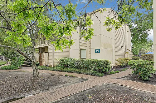 1100 Augusta Dr #79 Photo 1