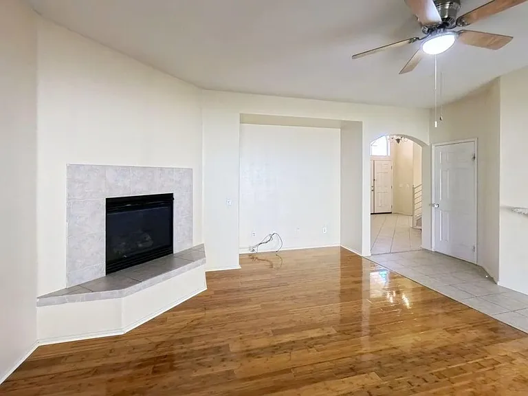 2226 Willowbrook Ln — Photo 11