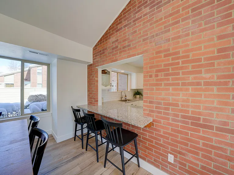 124 Parkway — Photo 7