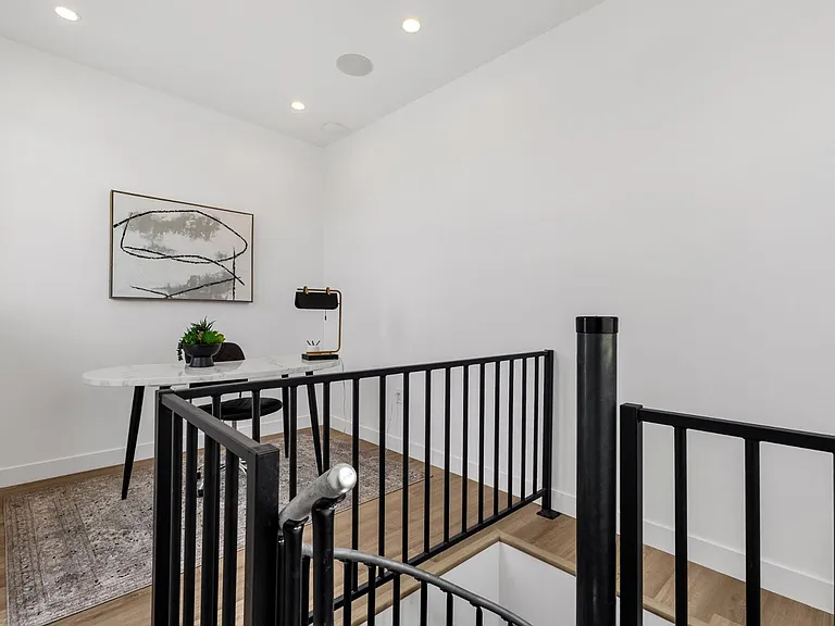 4220 N 32nd St #34 — Photo 41