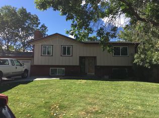 5001 S Stuart Ct, Denver, CO 80123