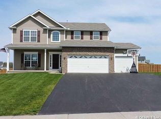 2433 Shades Crest Rd, Vestavia Hills, AL 35216