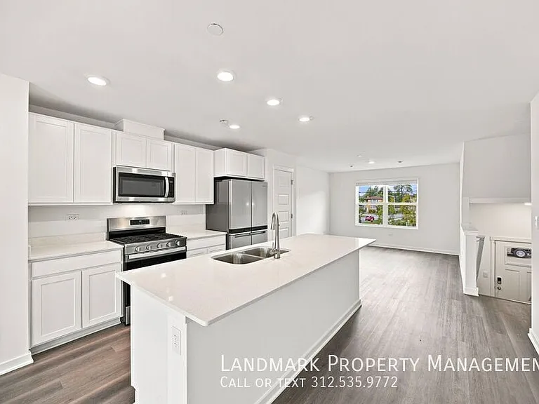 17389 Ulster Dr — Photo 6