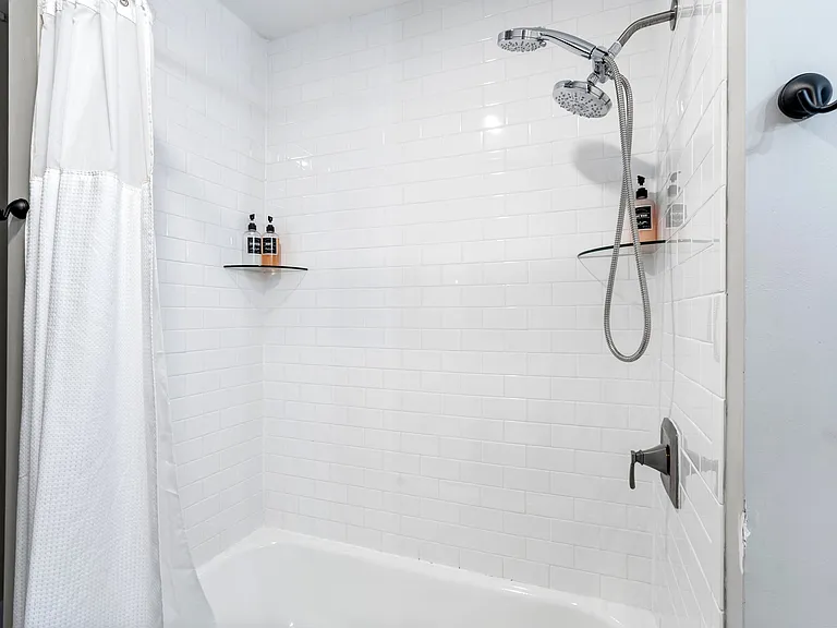 2 Sargent St #1 — Photo 40