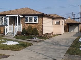73 Starlite Ave, Cheektowaga, NY 14227
