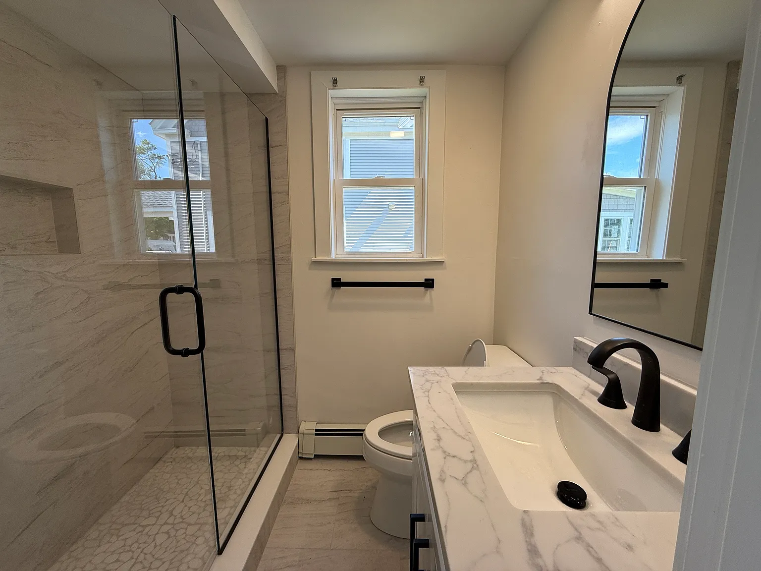 2 bed, 1000 sqft, $3,500 — Photo 4