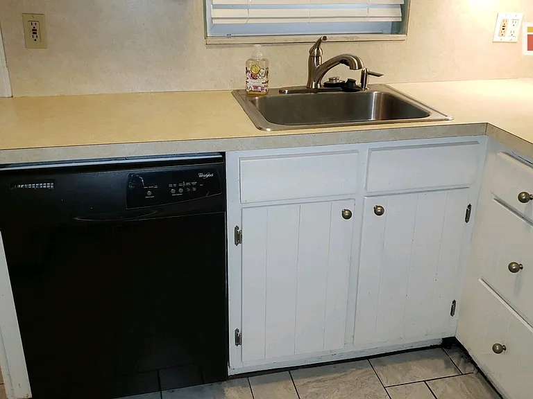 22833 Lakeshore Dr #1 — Photo 19