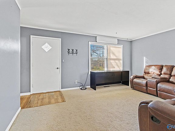 4th image of 11311 Maplecrest Dr SE