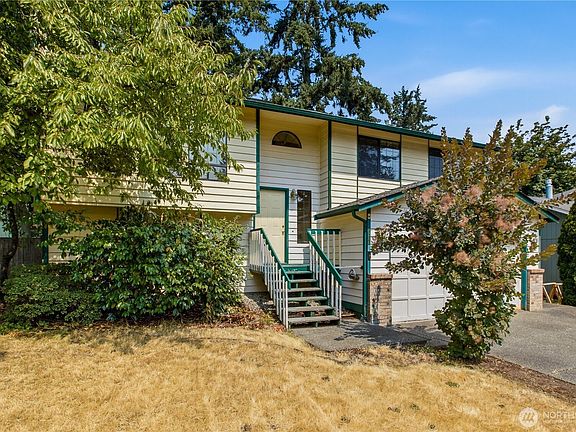 2nd image of 2322 S 357th Street