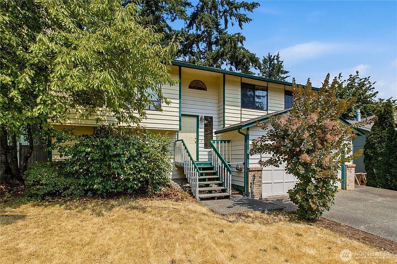 2nd image of 2322 S 357th Street