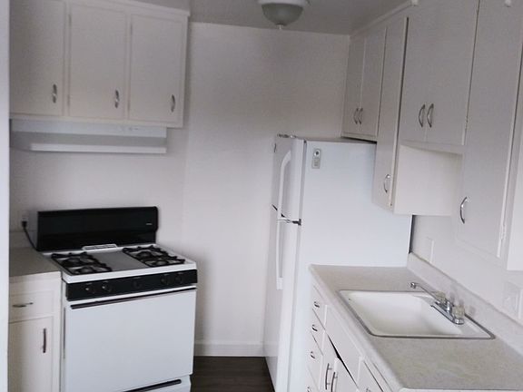 4th image of 4661 Orange Grove Ave APT 1