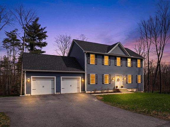 3rd image of 303 Derry Road