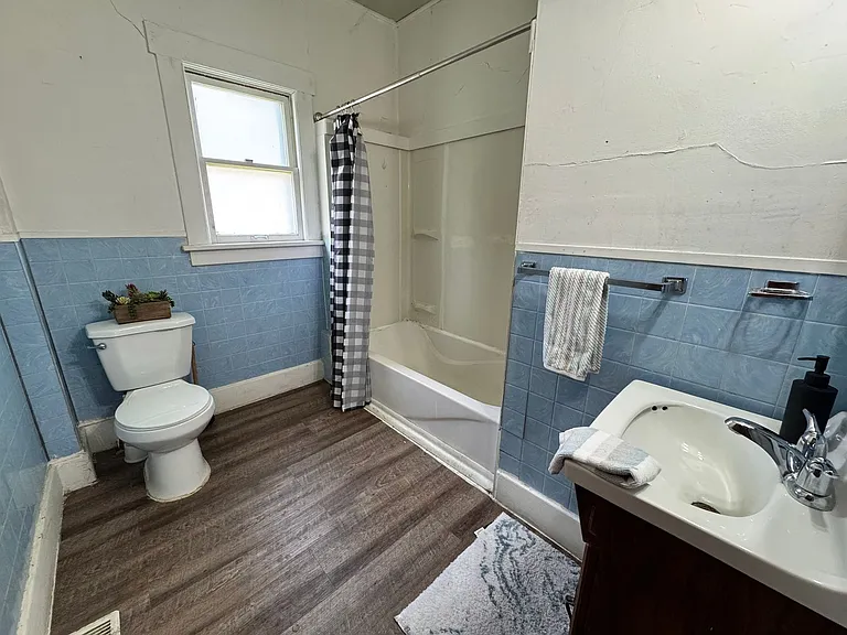 826 Williston Ave — Photo 20