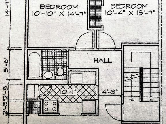2nd image of 118 W 130th St #2