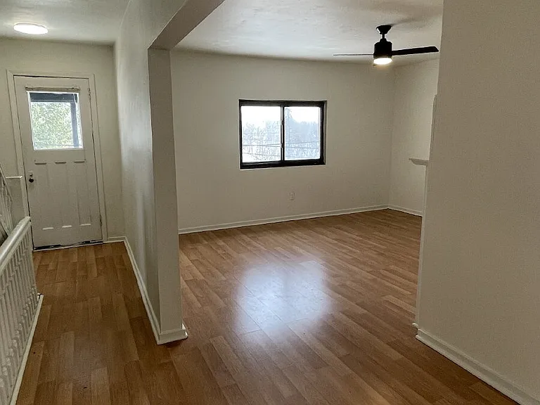 319 N Balph Ave — Photo 59