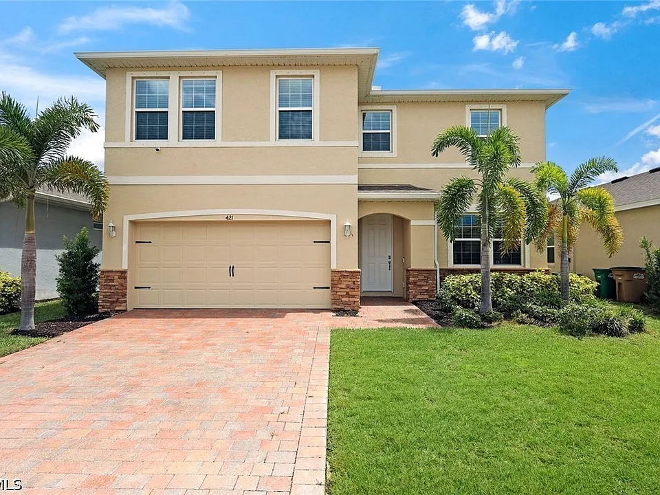 421 Coral Reef Pl