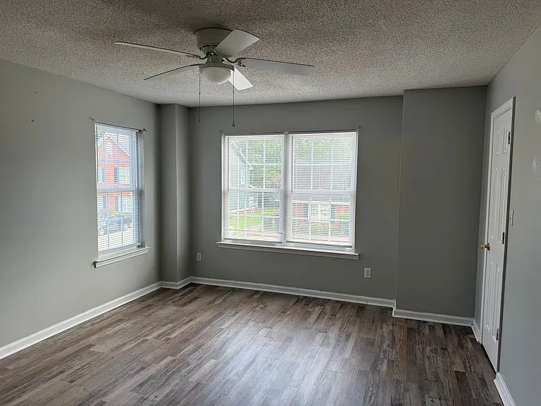 2510 Barnesdale Way — Photo 7