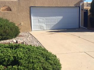 10430 Cueva Del Oso NE, Albuquerque, NM 87111