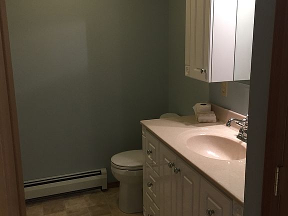 UNIT 1 bathroom