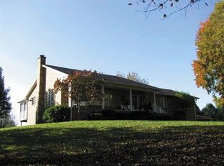 28 Conifer Dr, Bridgeport, WV 26330