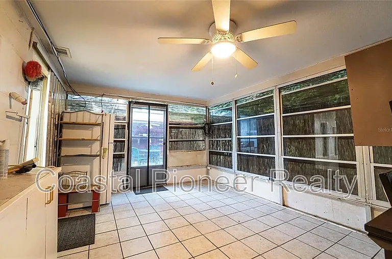 7713 Heather St — Photo 23