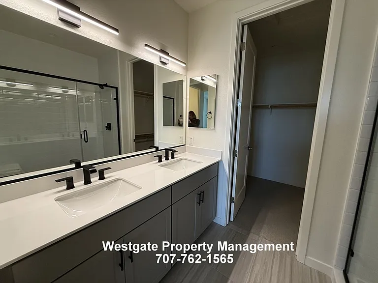 209 Wellness Way — Photo 13