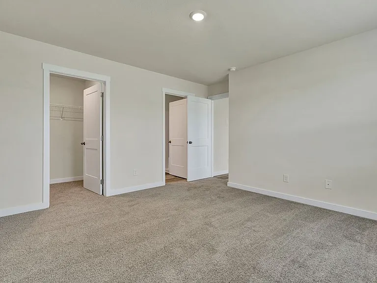 576 Fox Den Cir — Photo 26