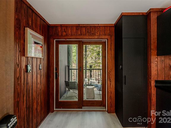 12th image of this home