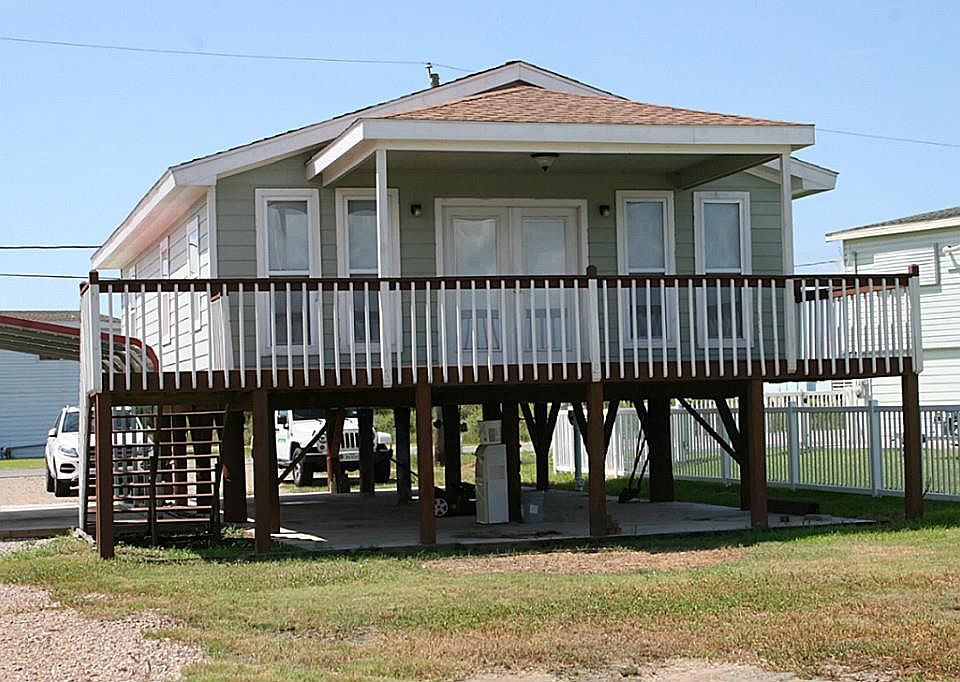 1st image of 4622 Bayou Ln