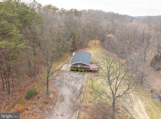 89 Platt Mountain Ln, Inwood, WV 25428