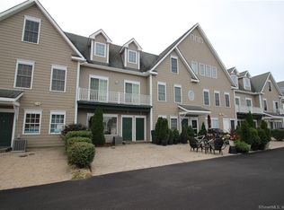 43 Beach Shore Dr #43, Milford, CT 06460