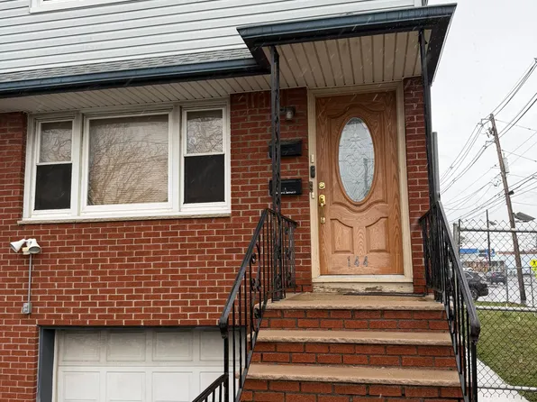 144 William St Floor 2, Carteret, NJ 07008