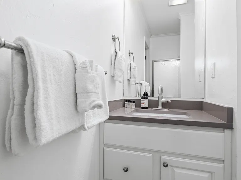 Bathroom 2 | Vanity | Sink