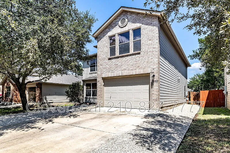 11023 Barclay Point
