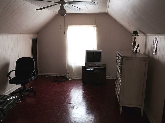 3rd image of 1733 Milburn Ave