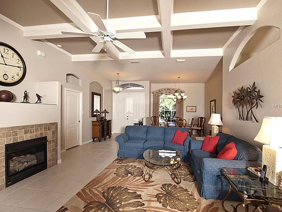 4th image of 3551 Royal Palm Dr