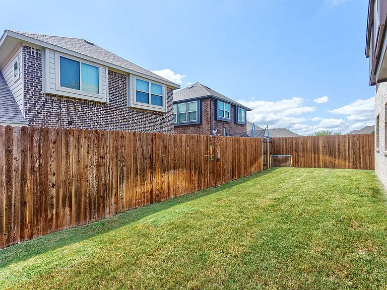 204 Garden Grove Dr — Photo 26