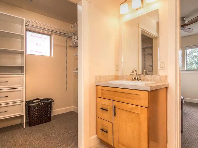 1423 NW Mount Washington Dr — Photo 18