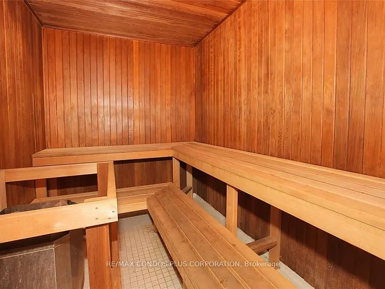 1001 Bay St #1804 — Photo 14