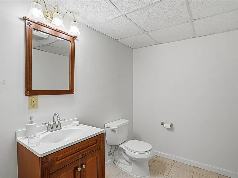 237 South St #6 — Photo 36