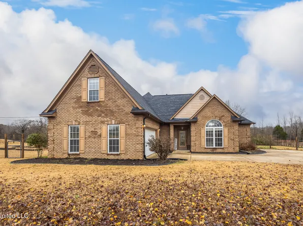 407 Cold Water Bnd, Holly Springs, MS 38635