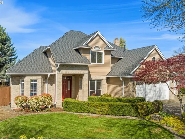 648 NW Pacific Grove Dr, Beaverton, OR 97006