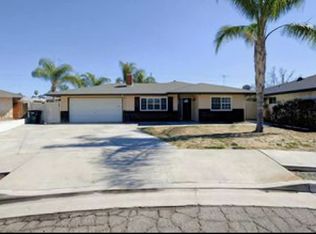 862 Cardona Pl, Hemet, CA 92543