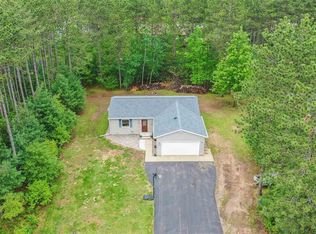1064 Russell St, Kronenwetter, WI 54455