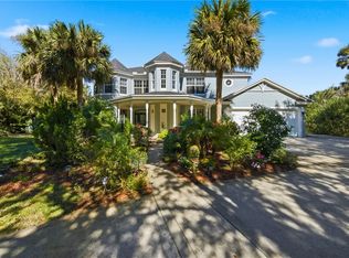 881 Robin Ln, Sebastian, FL 32958