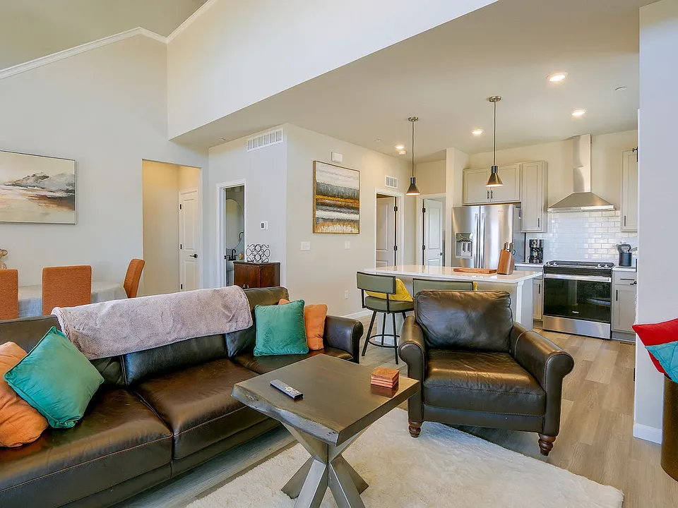945 Abbott Ln #ID1611054P