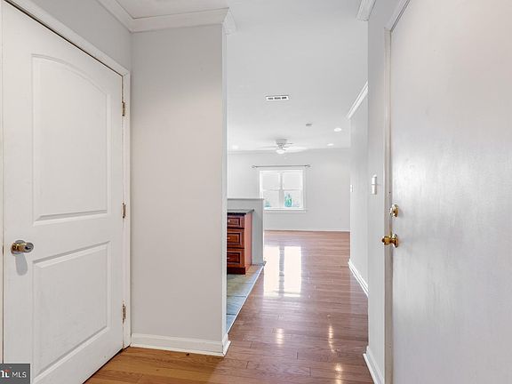 3rd image of 2024 Ridge Ave #2
