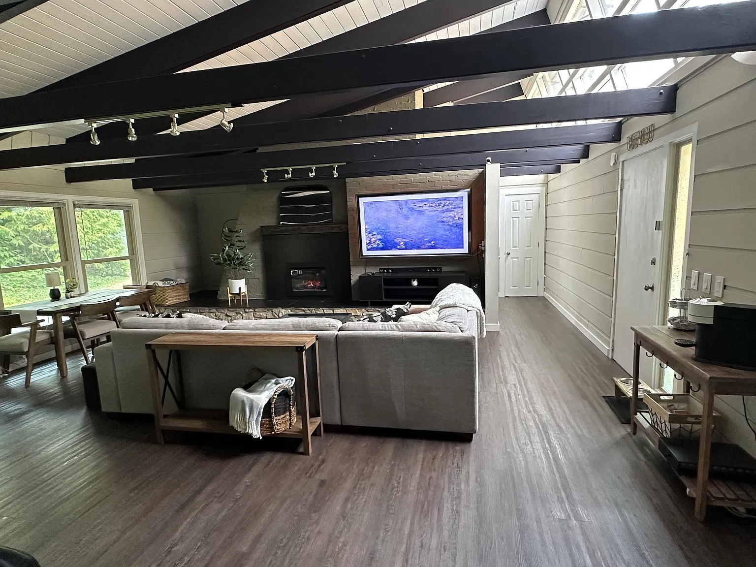 3 bed, 1552 sqft, $2,495 — Photo 4