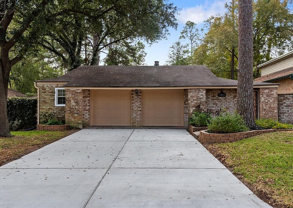 1st image of 11815 Doretta Dr